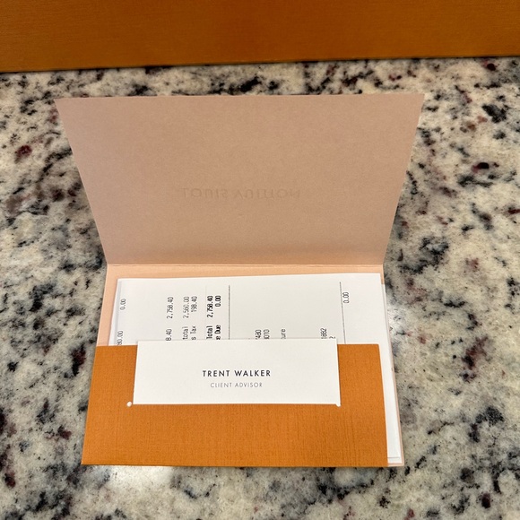 LOUIS VUITTON TRAINERS DESIGNED BY
(Virgil Abloh) - Picture 8 of 10